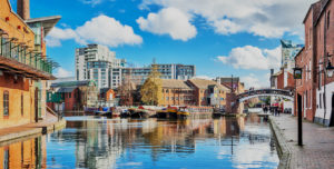 Taxi Birmingham – Gatwick Airport from £265.00*