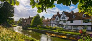 Taxi Canterbury – Stansted Airport from ₤160.00*