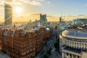 Taxi Manchester – Gatwick Airport from £410.00*