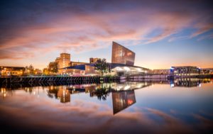 Taxi Manchester – Luton Airport from £300.00*