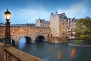 Taxi Bath – Luton Airport from £225.00*