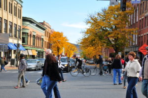 Taxi Northampton – Luton Airport from £95.00*