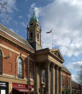 Taxi Peterborough – London City Airport from £195.00*