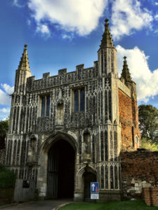 Taxi Colchester – Luton Airport from £160.00*