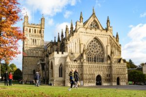 Taxi Exeter – Gatwick Airport from £320.00*