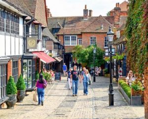 Taxi Farnham – London from £100.00*